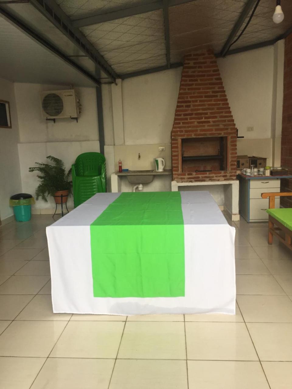 Helecho'S Hostal Hostel Encarnacion Bagian luar foto