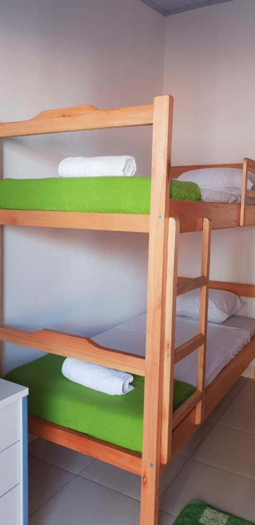 Helecho'S Hostal Hostel Encarnacion Bagian luar foto
